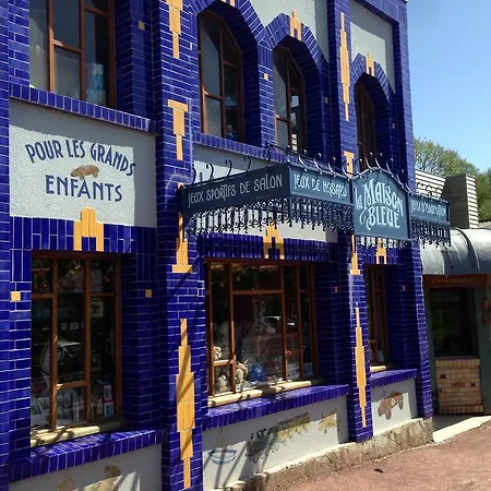 Vakantiehuis Quaint Holiday Home In La Haye-D'Ectot With Garden
