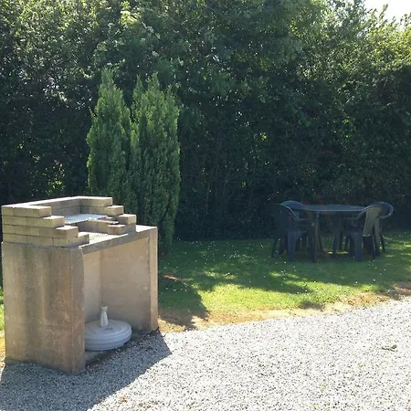 Vakantiehuis Quaint Holiday Home In La Haye-D'Ectot With Garden La Haye-d'Ectot